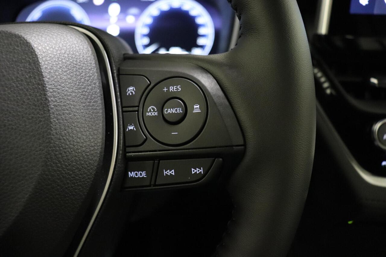 Toyota COROLLA Cross Hybrid 140 Dynamic, Inruilpremie ¤1500, BSM, Sensoren, Apple Carplay/Android Auto, Stoel & Stuurverwarming!