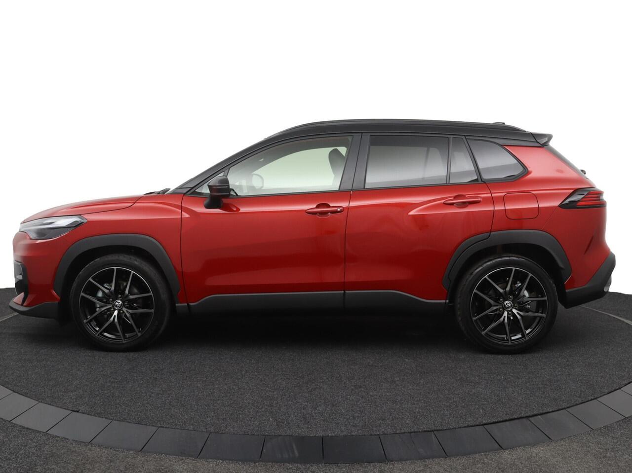 Toyota COROLLA Cross Hybrid 180 GR Sport | Nieuw uit voorraad leverbaar! |