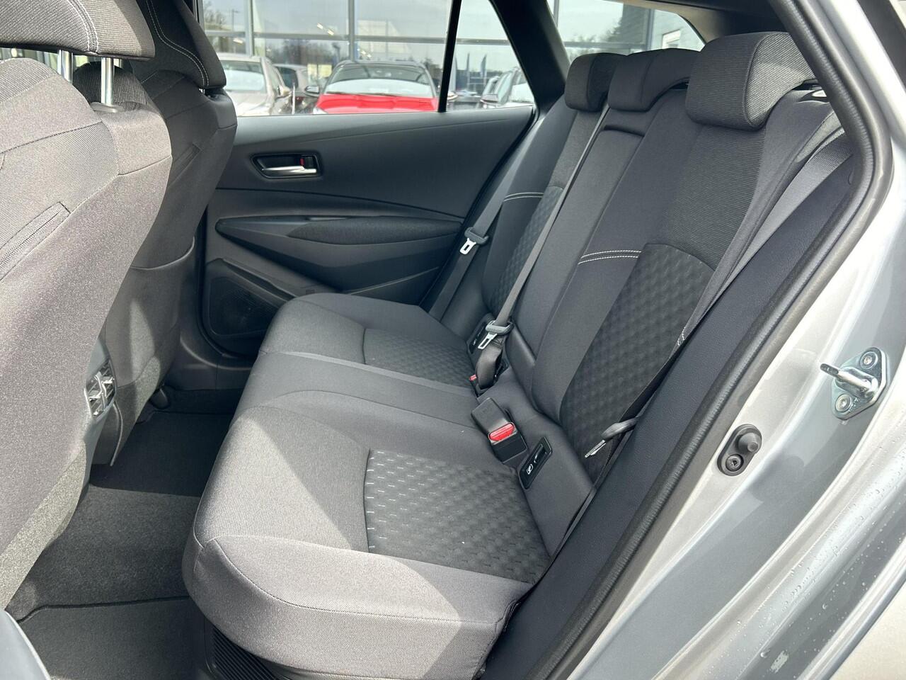 Toyota COROLLA Touring Sports Hybrid 140 Active **NIEUWE AUTO/ DIRECT LEVERBAAR**