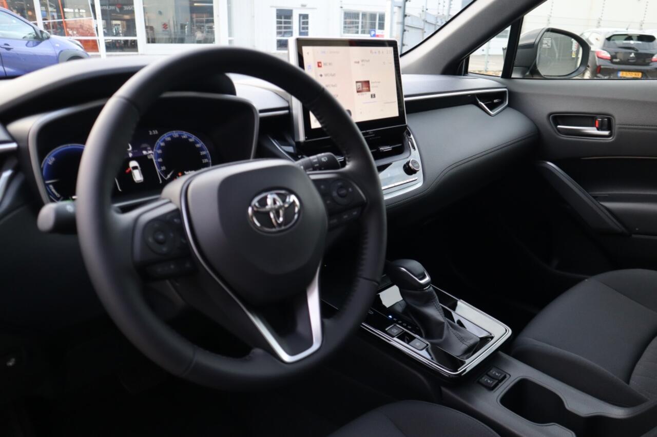 Toyota COROLLA Cross Hybrid 140 Dynamic Panoramadak