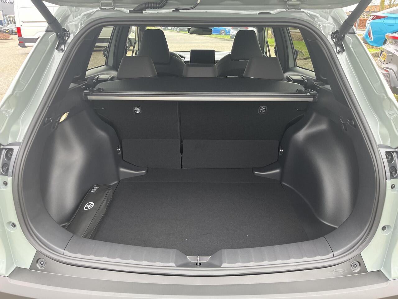 Toyota COROLLA Cross Hybrid 140 Dynamic | Panodak | Uit voorraad leverbaar | ¤ 1.500 extra inruilwaarde |