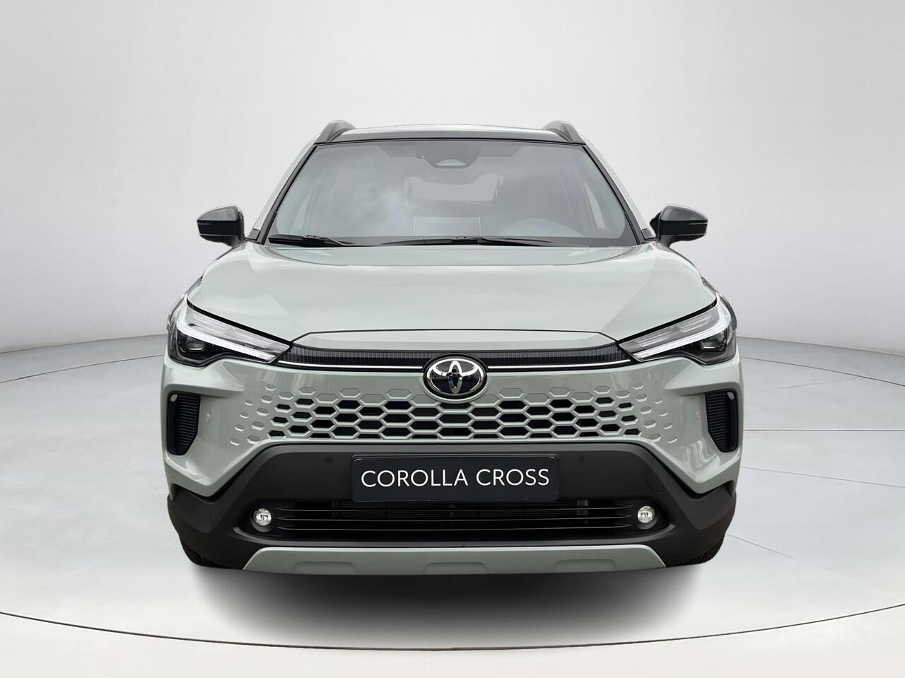 Toyota COROLLA Cross Hybrid 140 Dynamic | Panodak | Uit voorraad leverbaar | ¤ 1.500 extra inruilwaarde |