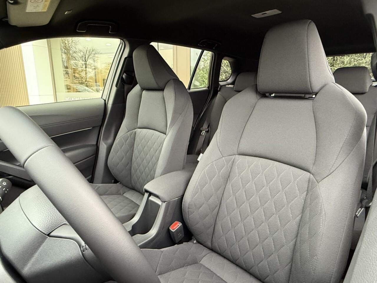 Toyota COROLLA Cross Hybrid 140 Dynamic | Elek achterklep | Stoel/stuur verwarming