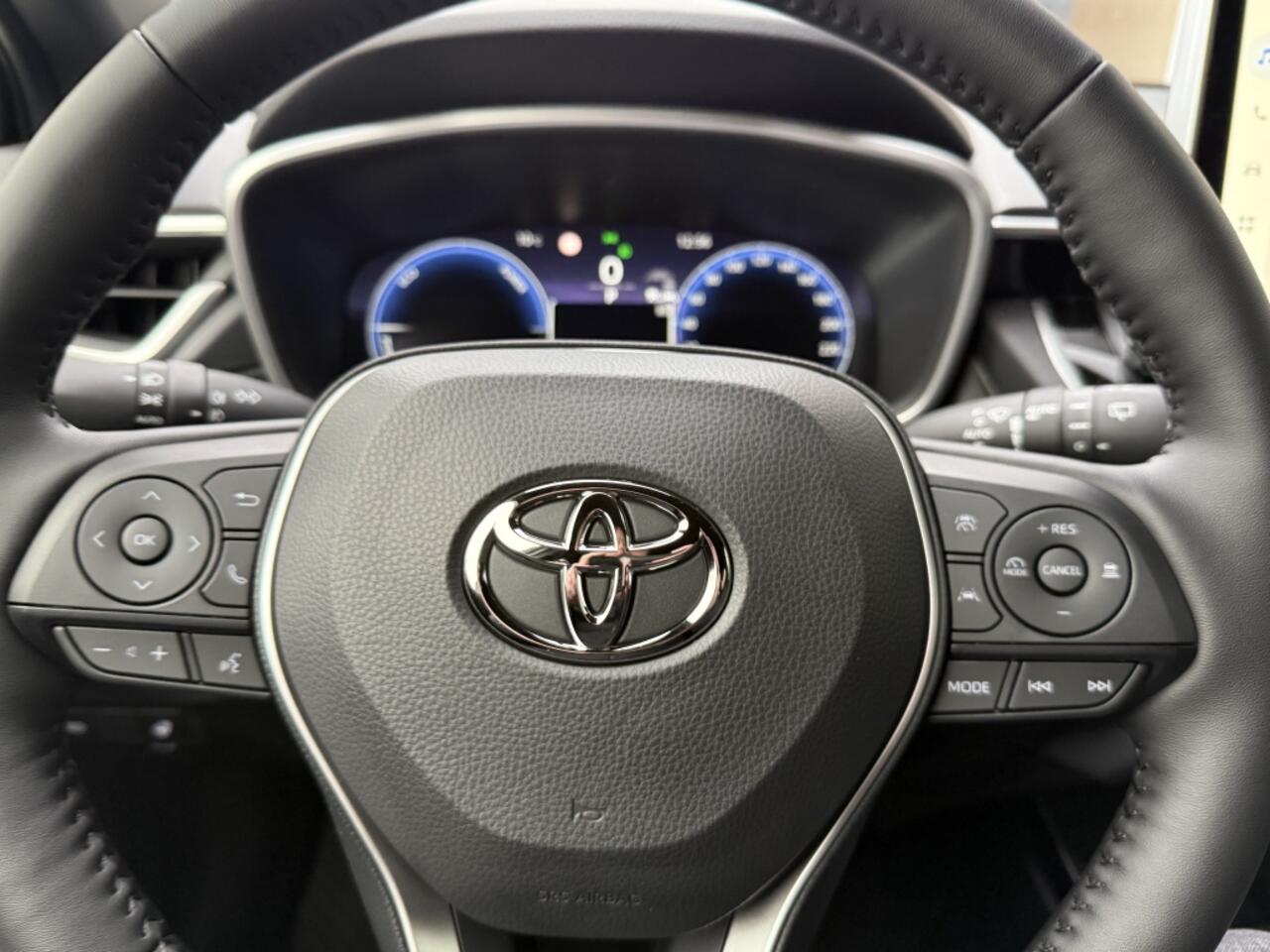 Toyota COROLLA Cross Hybrid 140 Dynamic | Elek achterklep | Stoel/stuur verwarming