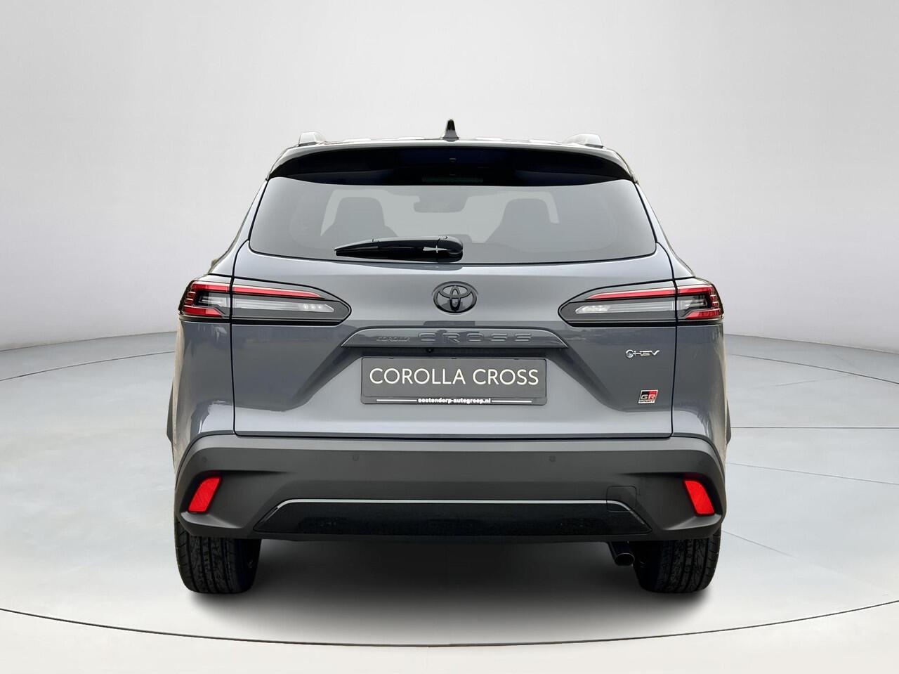 Toyota COROLLA Cross Hybrid 180 GR Sport + Panoramadak | Nieuwe auto | Binnenkort verwacht |