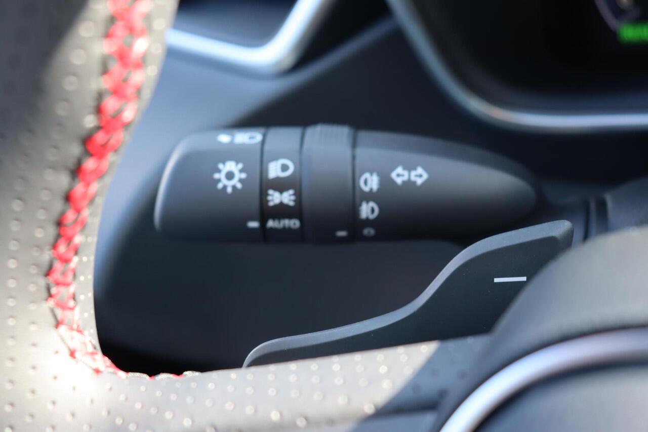 Toyota COROLLA Touring Sports Hybrid 180 GR Sport Kage Limited Edition 5 stuks in Nederland.