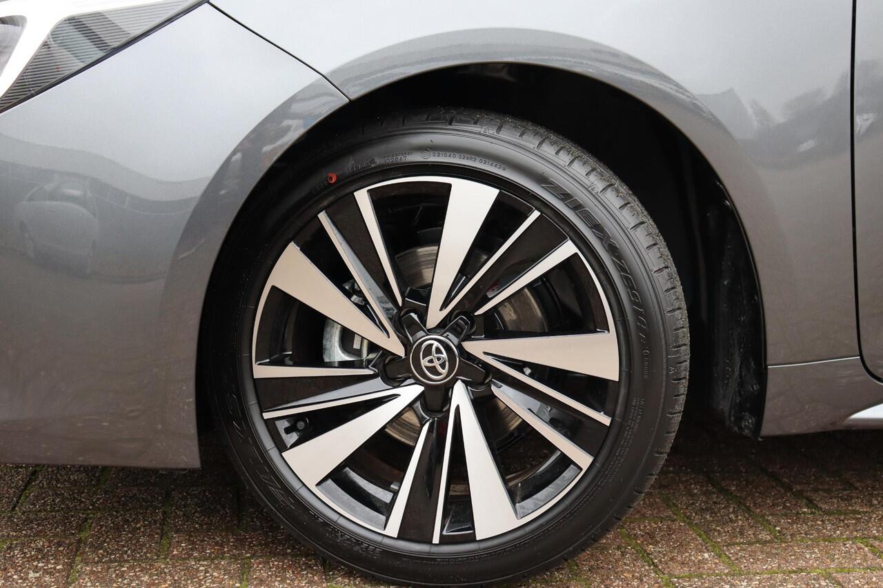 Toyota COROLLA Hybrid 140 Dynamic ,Parkeersensoren Voor & Achter, Adaptief Cruise & Climate Control, Apple Carplay / Android Auto, Nieuw en direct beschikbaar!