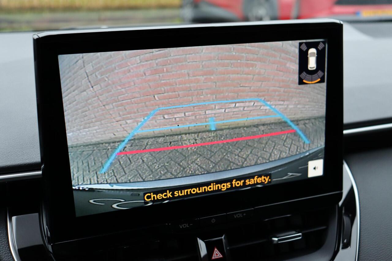 Toyota COROLLA Hybrid 140 Dynamic ,Parkeersensoren Voor & Achter, Adaptief Cruise & Climate Control, Apple Carplay / Android Auto, Nieuw en direct beschikbaar!