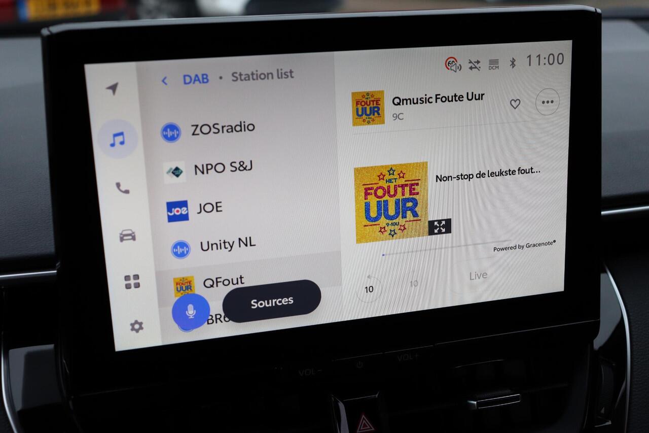 Toyota COROLLA Hybrid 140 Dynamic ,Parkeersensoren Voor & Achter, Adaptief Cruise & Climate Control, Apple Carplay / Android Auto, Nieuw en direct beschikbaar!