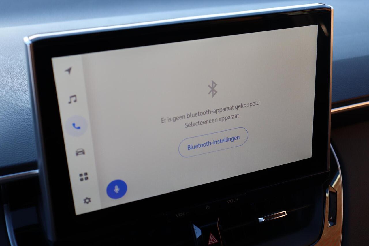 Toyota COROLLA Cross Hybrid 140 Dynamic ,Stoel & Stuurverwarming, Dodehoekdetectie, Adaptief Cruise & Climate Control, Parkeersensoren Voor & Achter, Nieuw en direct beschikbaar!