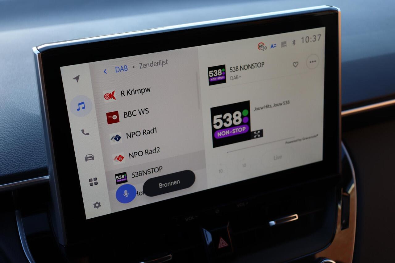 Toyota COROLLA Cross Hybrid 140 Dynamic ,Stoel & Stuurverwarming, Dodehoekdetectie, Adaptief Cruise & Climate Control, Parkeersensoren Voor & Achter, Nieuw en direct beschikbaar!
