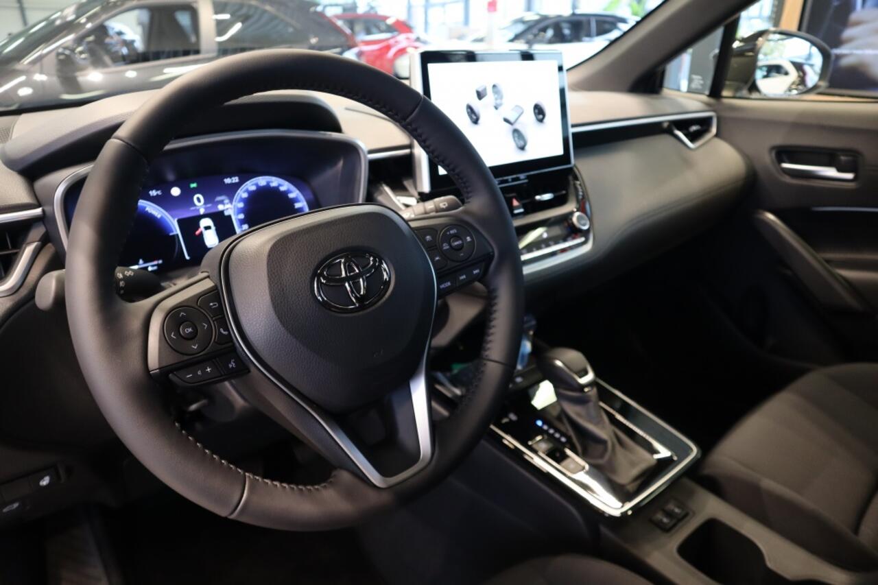 Toyota COROLLA Cross Hybrid 140 Dynamic