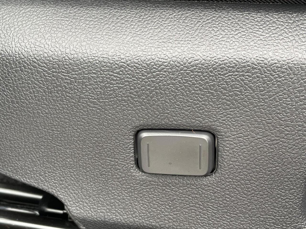 Toyota COROLLA Touring Sports Hybrid 140 Dynamic **NIEUWE AUTO**