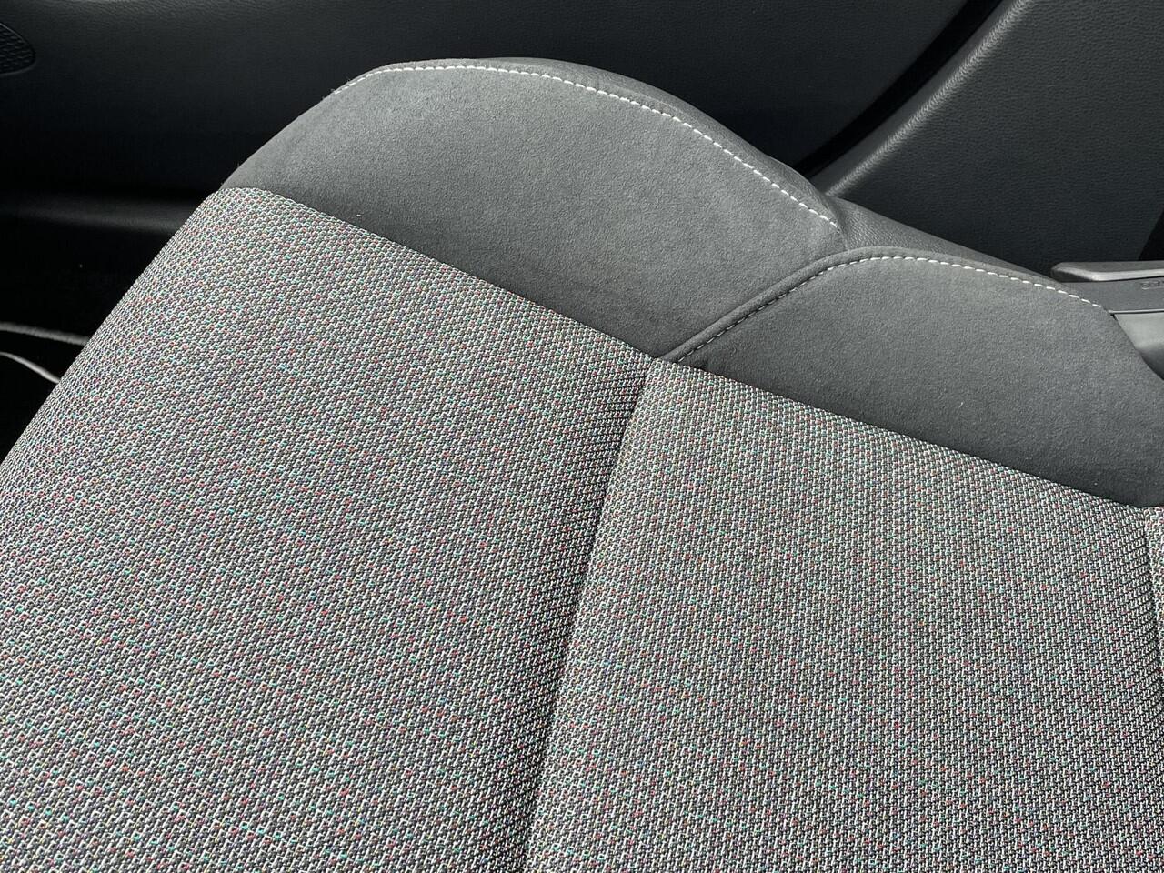 Toyota COROLLA Touring Sports Hybrid 140 Dynamic **NIEUWE AUTO**