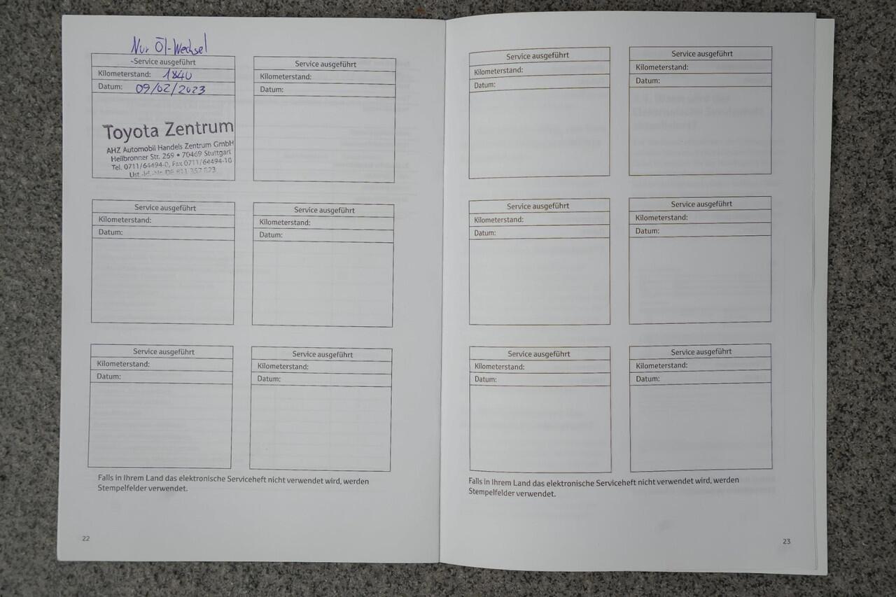 Toyota GR86 235pk 2.4 Premium Handgeschakeld |Apple Carplay|blind spot|sportstoelen|camera|bluetooth|cruise control|stoelverwarming|LED-verlichting|18"|