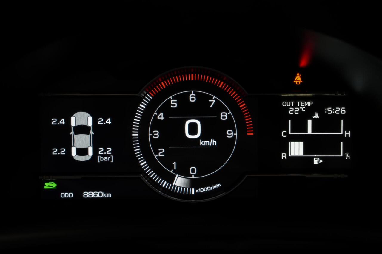 Toyota GR86 235pk 2.4 Premium Handgeschakeld |Apple Carplay|blind spot|sportstoelen|camera|bluetooth|cruise control|stoelverwarming|LED-verlichting|18"|