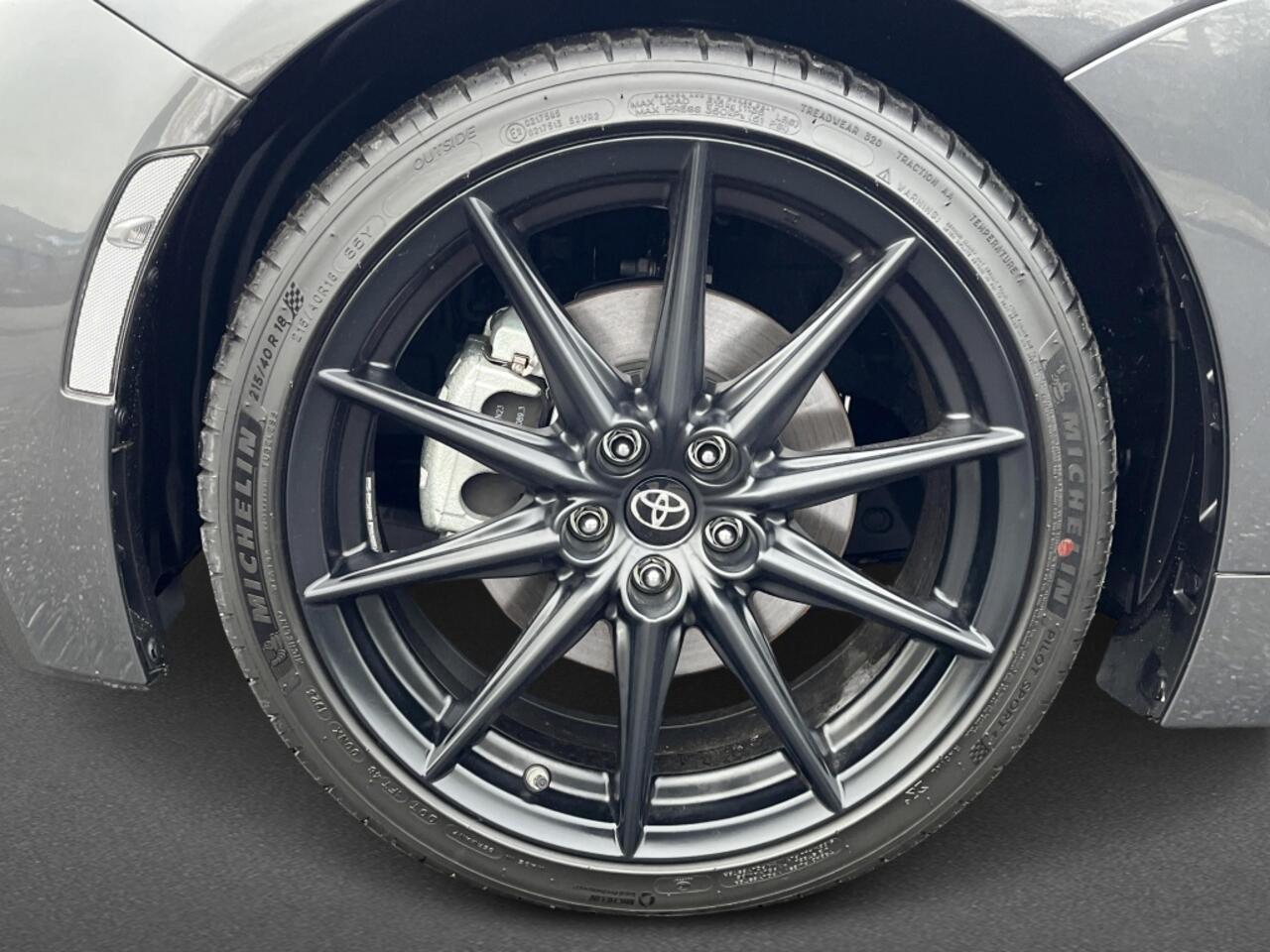 Toyota GR86 2.4 Premium