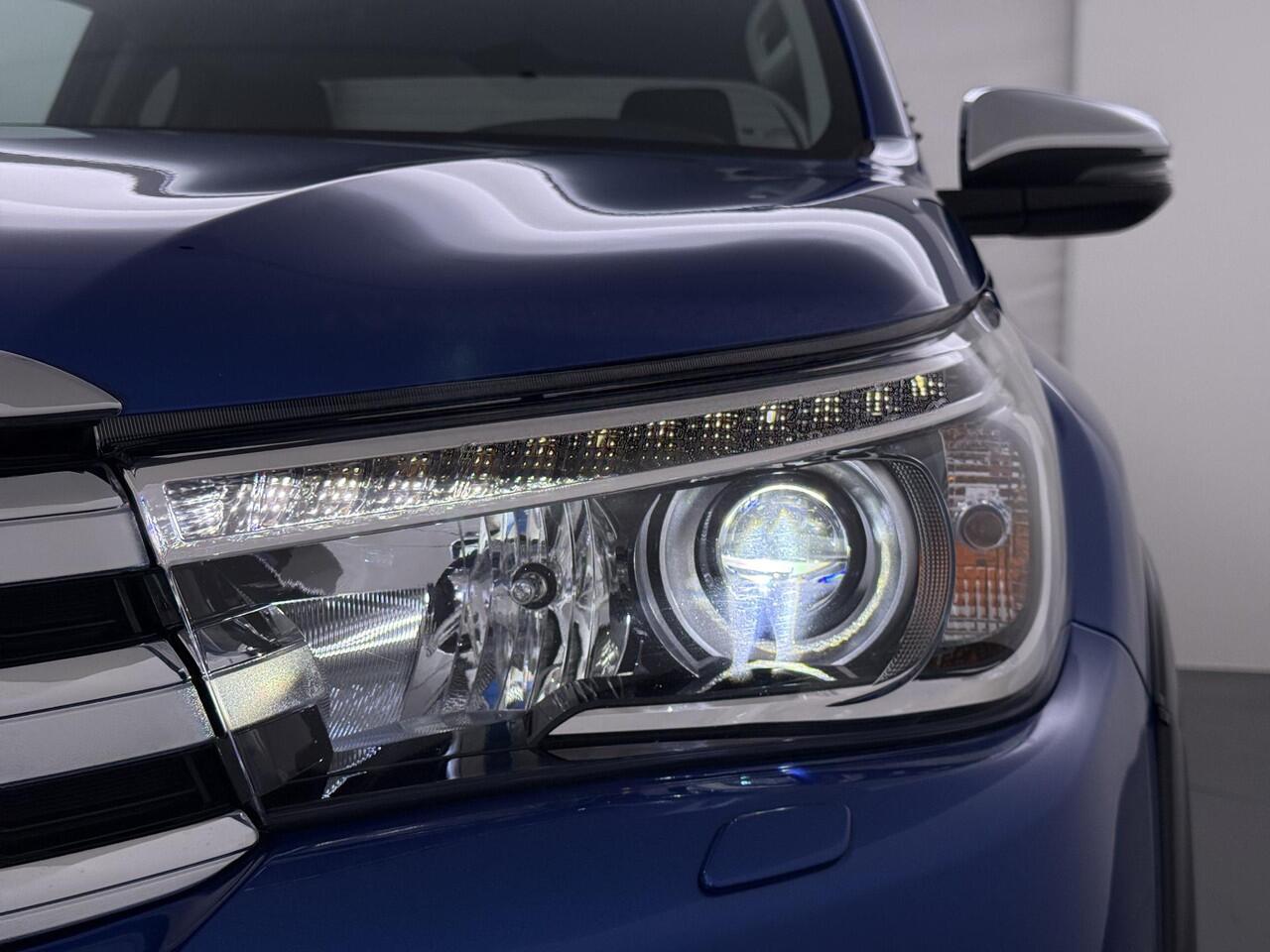 Toyota HI-LUX HiLux 2.4 D-4D-F 4WD 4x4 Xtra Cab Challenger Trekhaak Dealer onderhouden