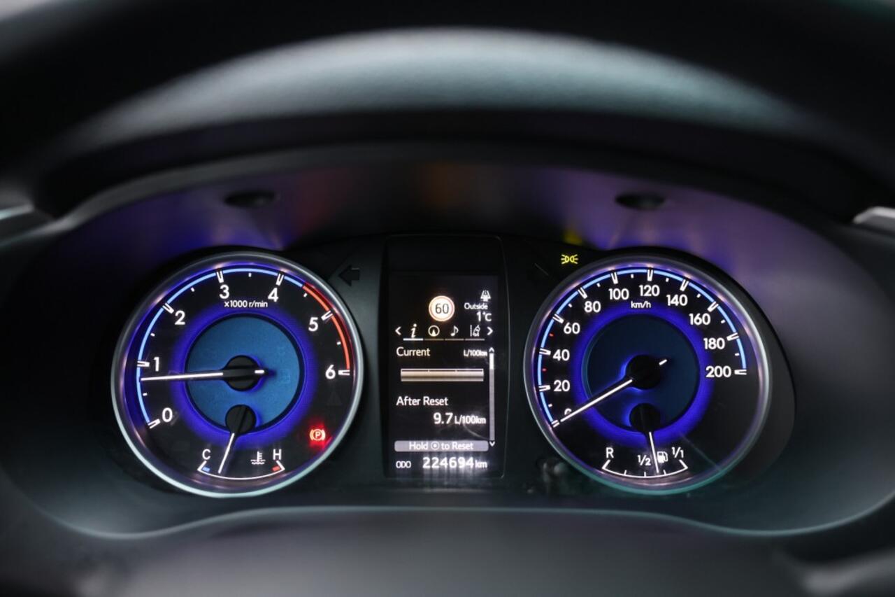 Toyota HI-LUX 2.4 D-4D XTRA CAB CHALLENGER 4WD VAN