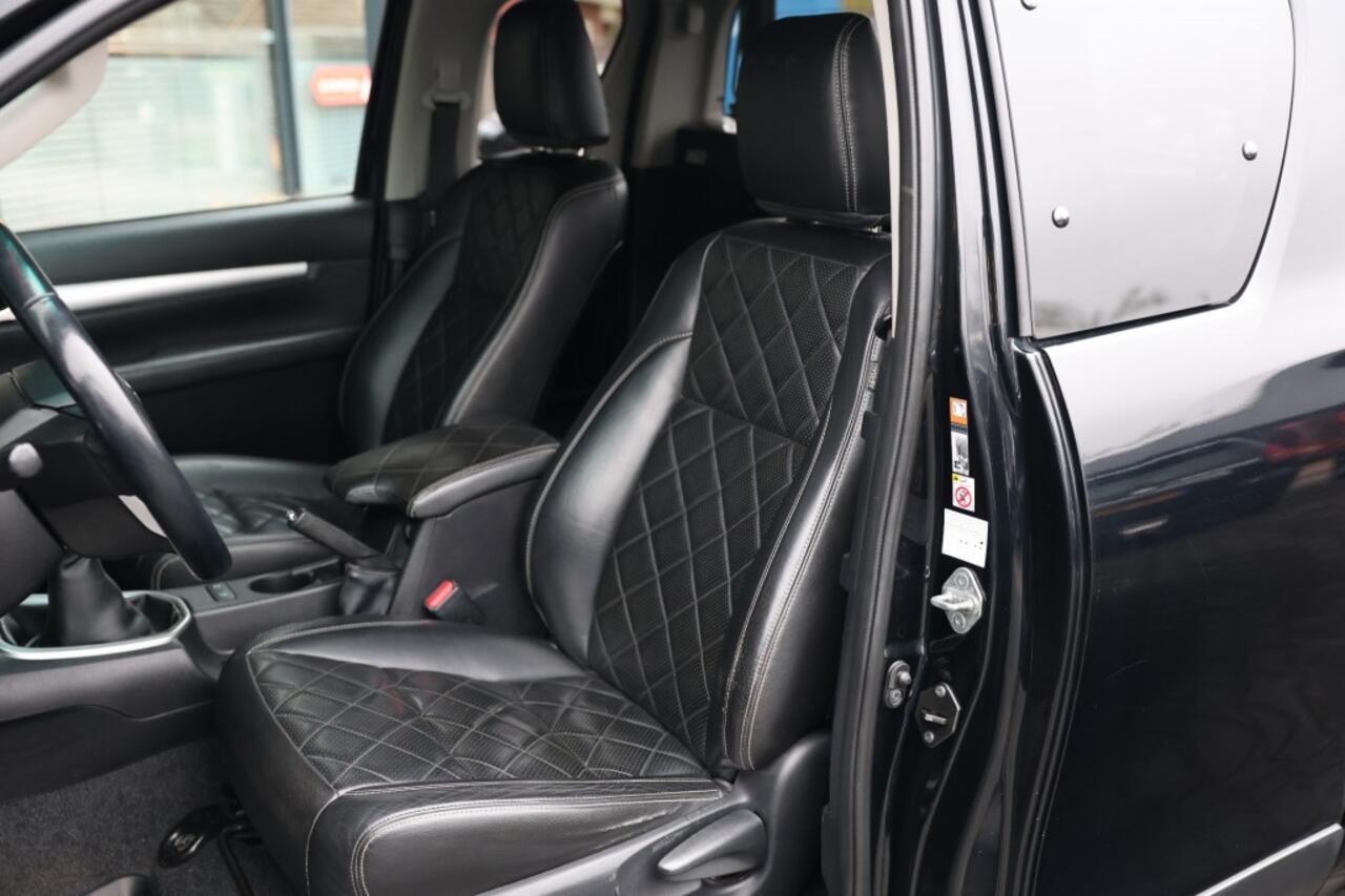 Toyota HI-LUX 2.4 D-4D XTRA CAB CHALLENGER 4WD VAN