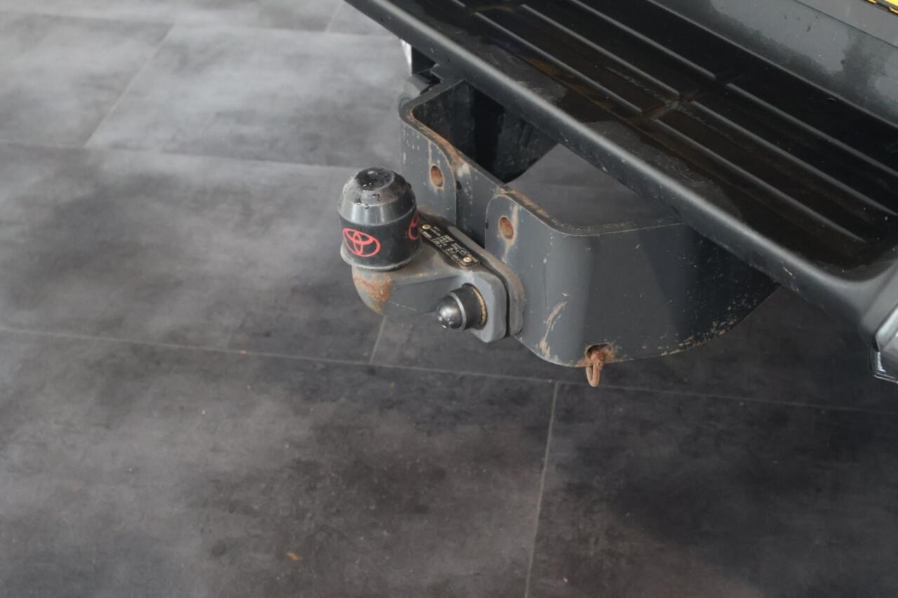 Toyota HI-LUX 2.4 D-4D XC Proffesional Trekhaak | Camera | Leder