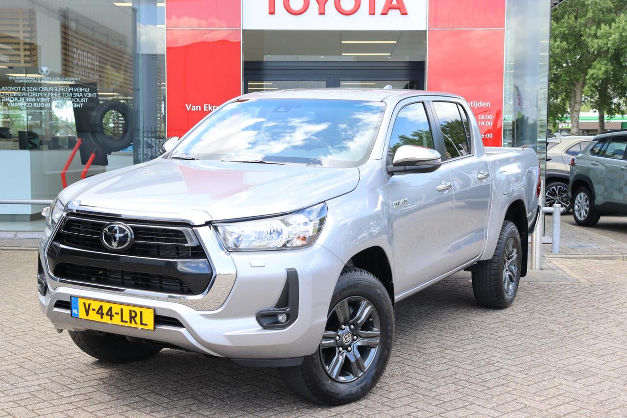 Toyota HI-LUX HiLux 2.4 D-4D Double Cab Challenger Automaat , Navi, Parkeersensoren
