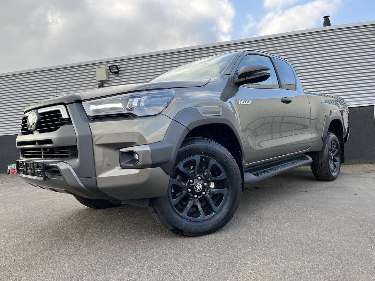 Toyota HI-LUX HiLux 2.8 D-4D Xtra Cab Invincible Automaat Nieuwe Hilux uit voorraad leverbaar