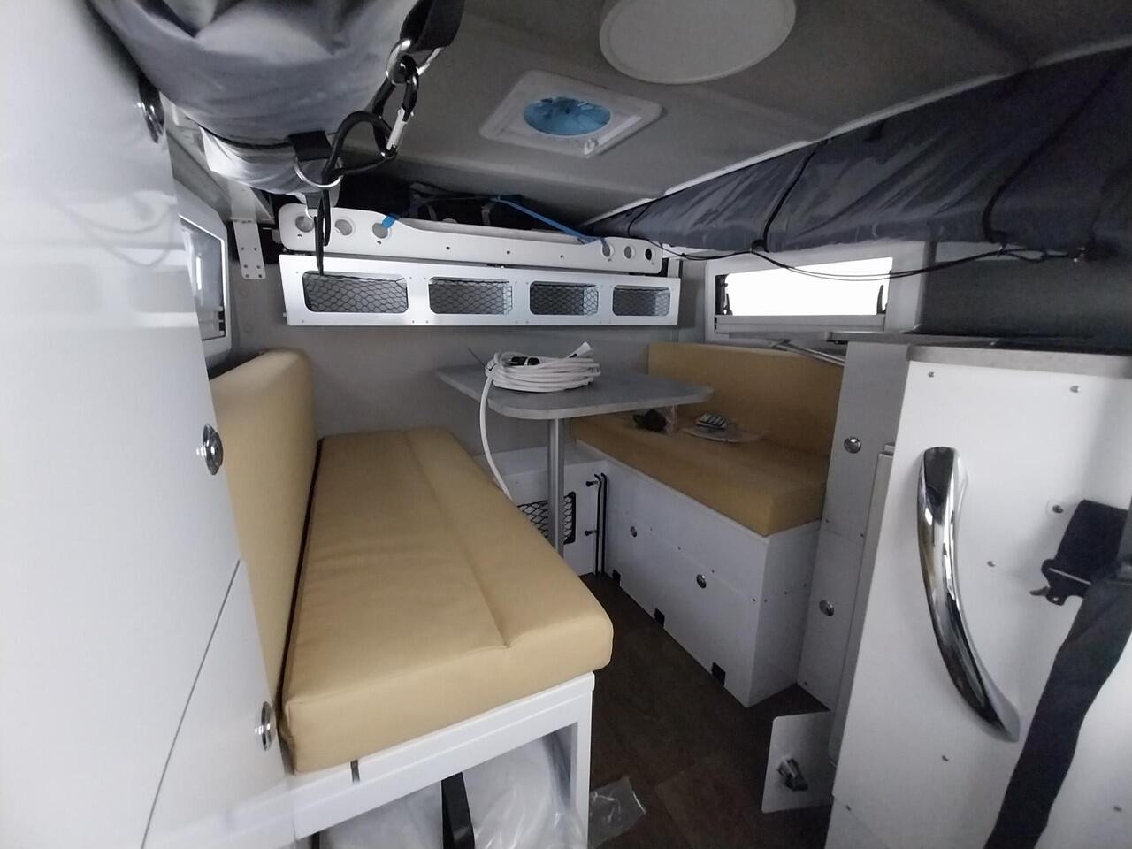 Toyota HI-LUX HiLux CAMPER OPBOUW *NIEUW* (¤25.000,- ex.BTW) / ¤30.250,- incl. BTW