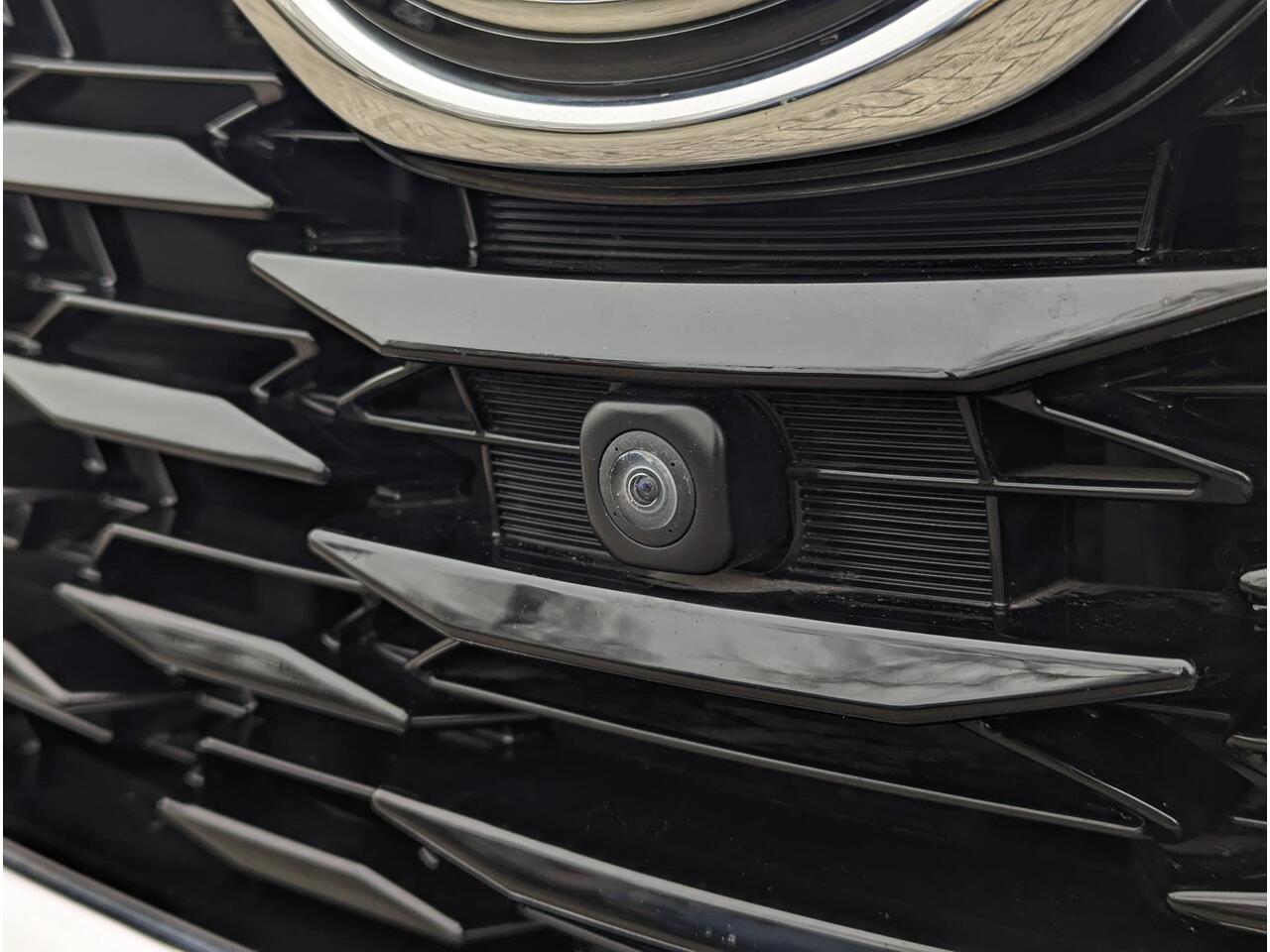 Toyota HIGHLANDER 2.5 AWD Hybrid Premium | 7 Pers. | Trekhaak | Pano | Stoelverw./koeling | JBL | Memory | 360 cam. | HUD