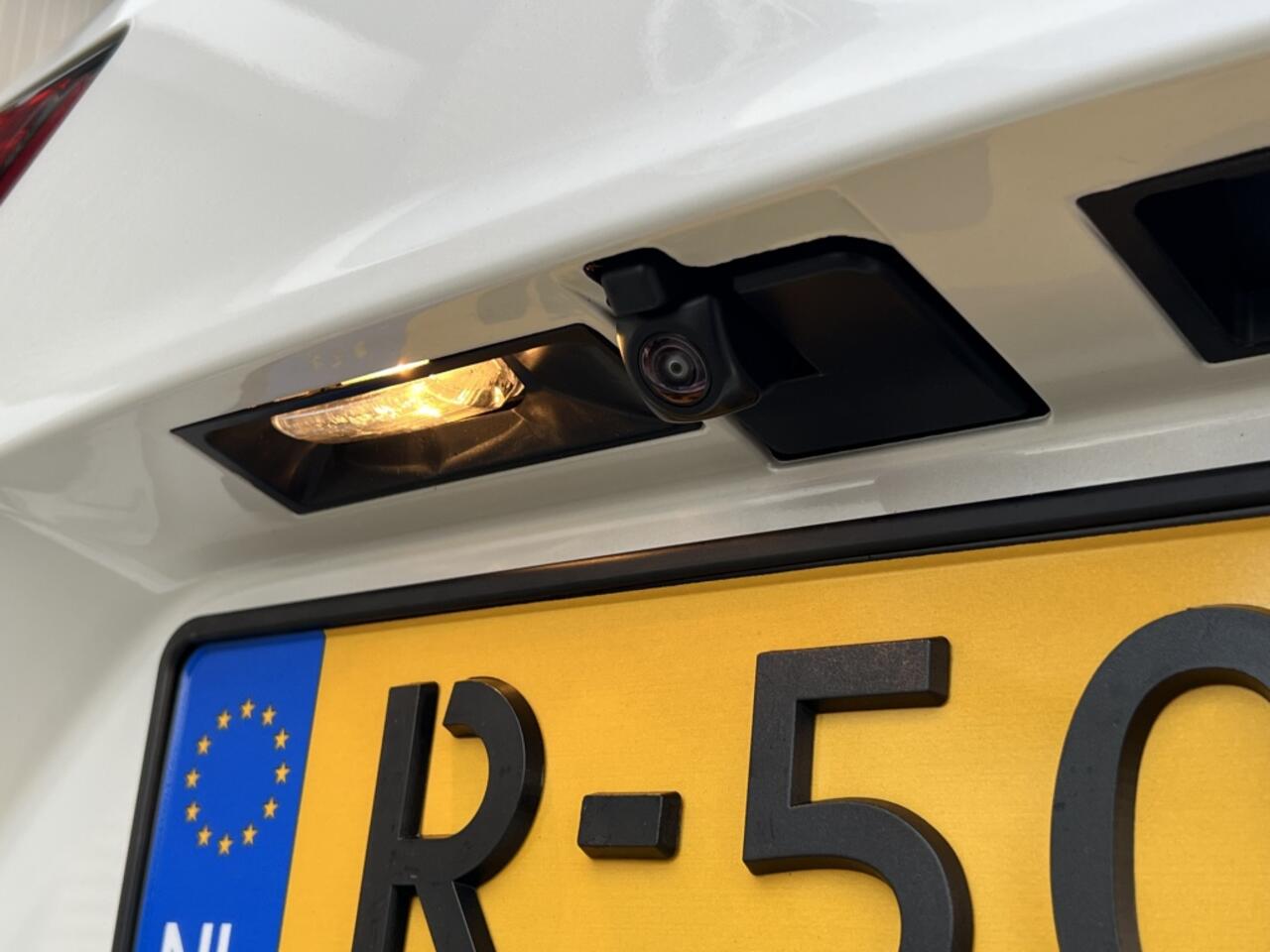 Toyota HIGHLANDER 2.5 AWD Hybrid Premium | 7 Persoons | JBL Soundsystem | (42800km