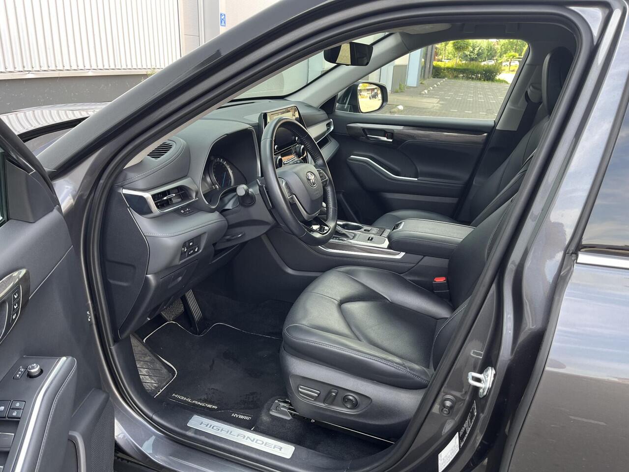 Toyota HIGHLANDER 2.5 AWD Hybrid Executive | 7-persoons | Stoel- en stuurwielverwarming | Garantie t/m 01/2032 of 200.000km