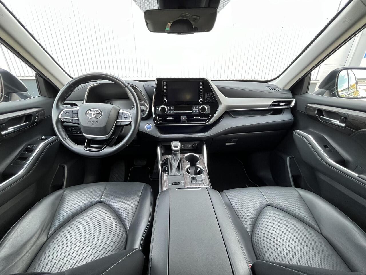 Toyota HIGHLANDER 2.5 AWD Hybrid Executive | 7-persoons | Stoel- en stuurwielverwarming | Garantie t/m 01/2032 of 200.000km