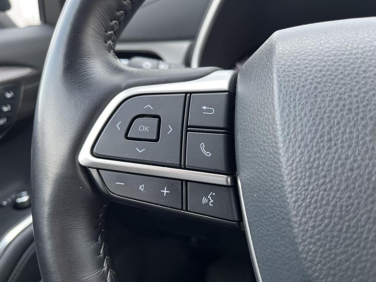 Toyota HIGHLANDER 2.5 AWD Hybrid Executive | 7-persoons | Stoel- en stuurwielverwarming | Garantie t/m 01/2032 of 200.000km