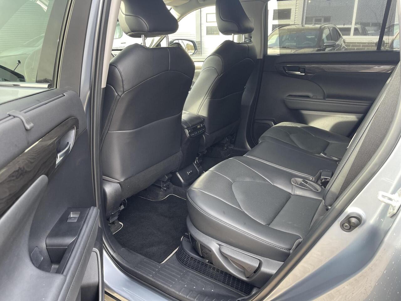 Toyota HIGHLANDER 2.5 AWD Hybrid Premium 7zits