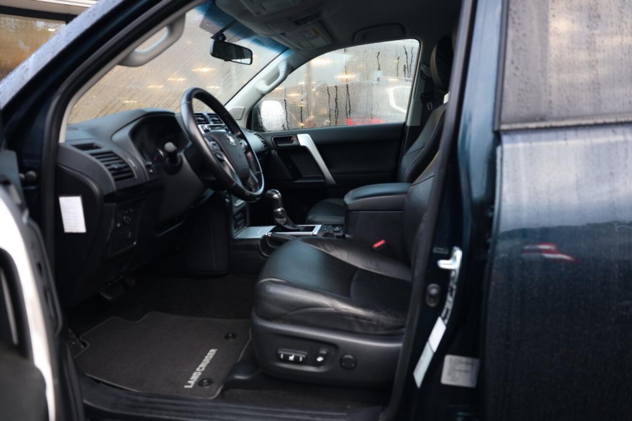 Toyota LAND CRUISER 150 2.8 D-4D 5DRS CHALLENGER A/T VAN