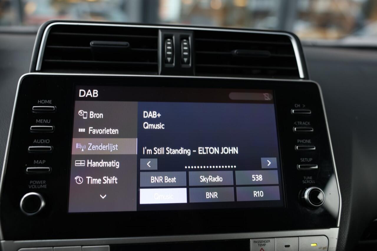 Toyota LAND CRUISER 150 2.8 D-4D 3DRS CHALLENGER A/T VAN