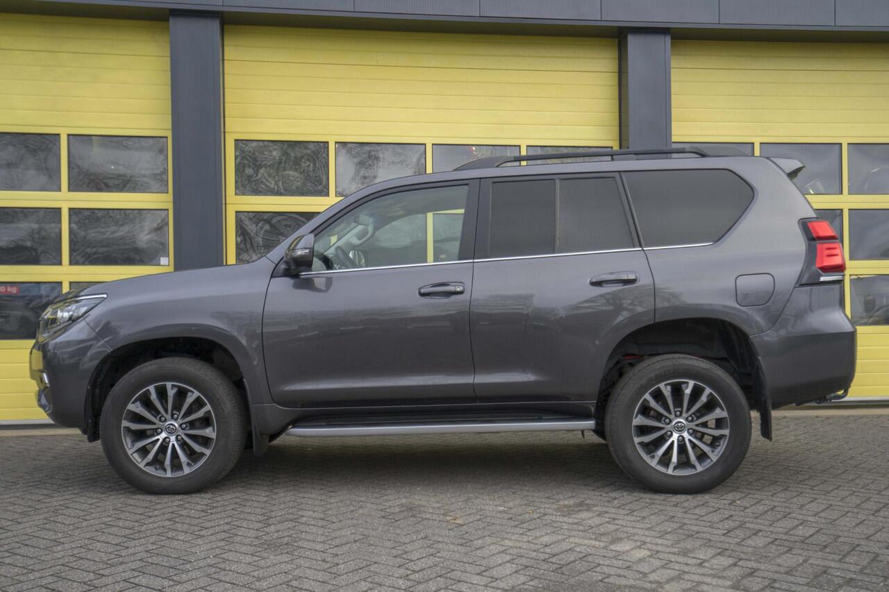 Toyota LAND CRUISER 2.8 D-4D-F Executive Window Van