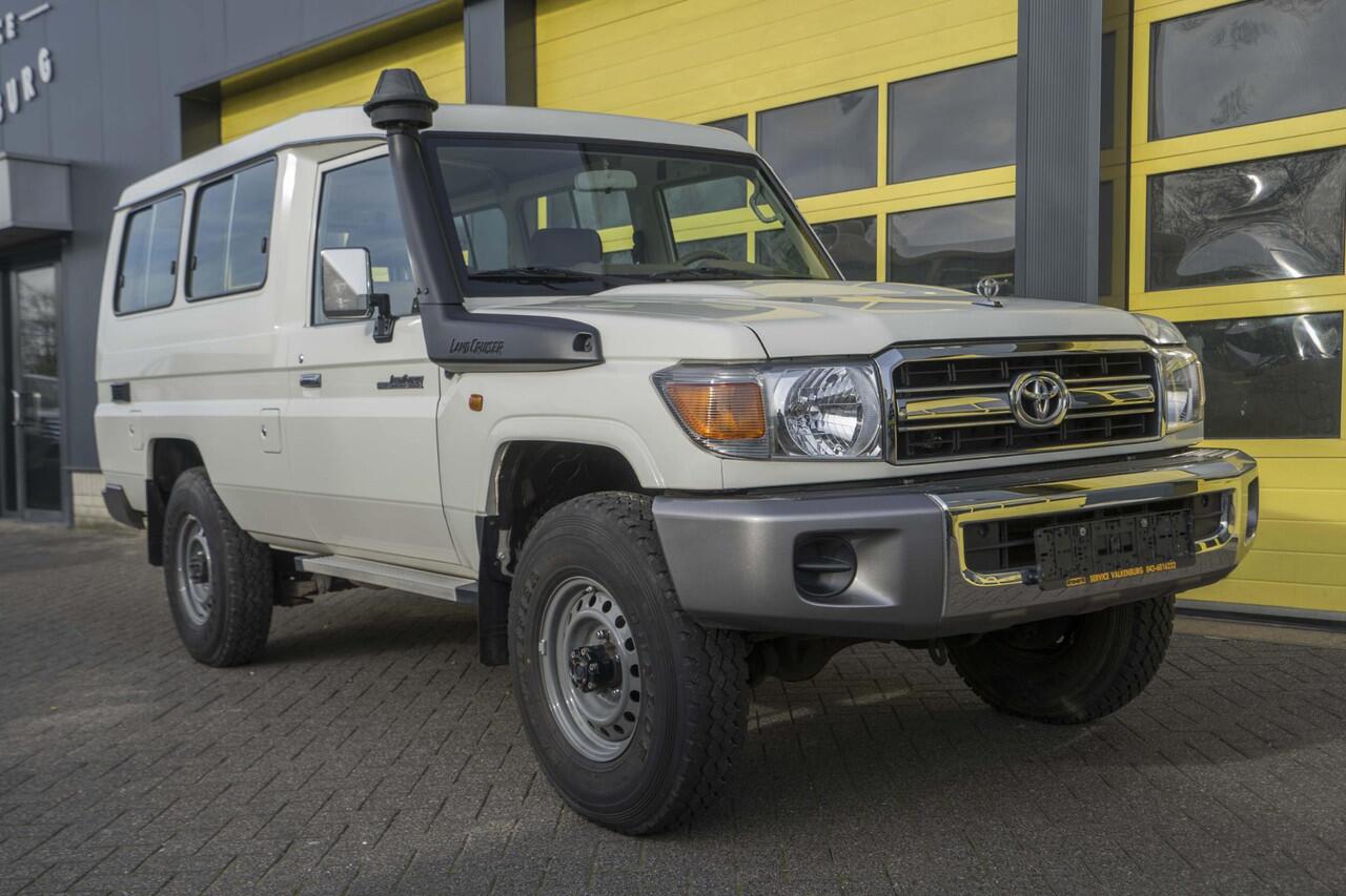 Toyota LAND CRUISER Landcruiser GRJ 78 4.0 V6 Euro6 Airco NL Kenteken