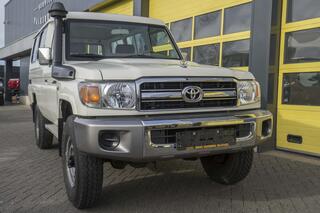 toyota-land-cruiser-landcruiser-grj