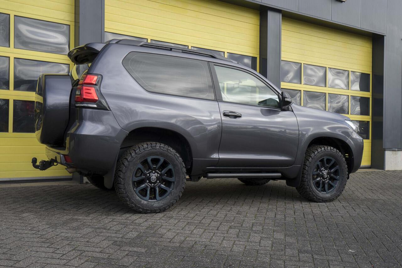 Toyota LAND CRUISER 2.8 D-4D-F Comfort High Roof Blind Van