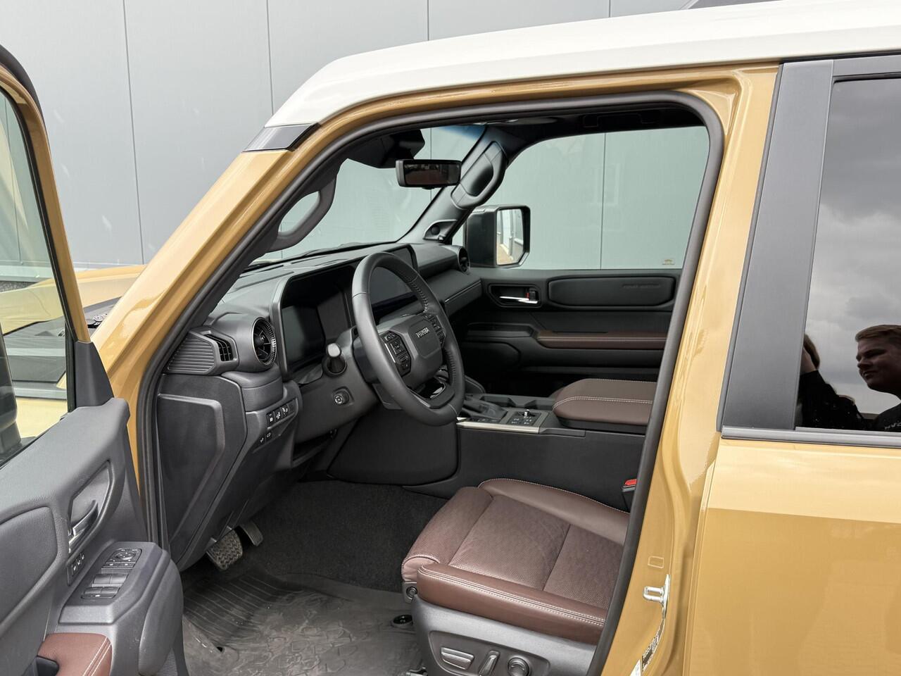 Toyota LAND CRUISER 2.8 D-4D Nieuw model First Edition PANO | JBL | LEDER | Trekhaak