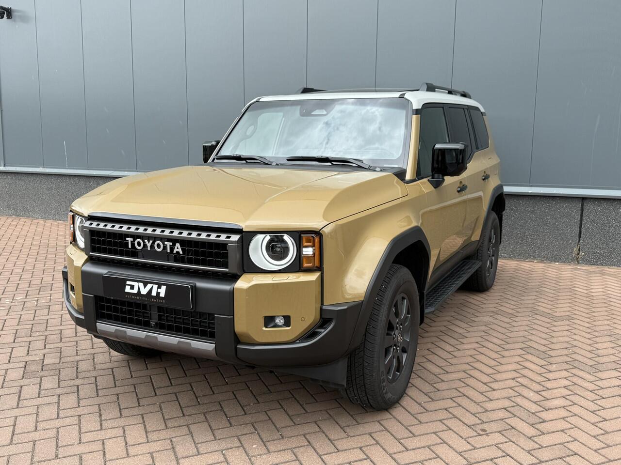 Toyota LAND CRUISER 2.8 D-4D Nieuw model First Edition PANO | JBL | LEDER | Trekhaak