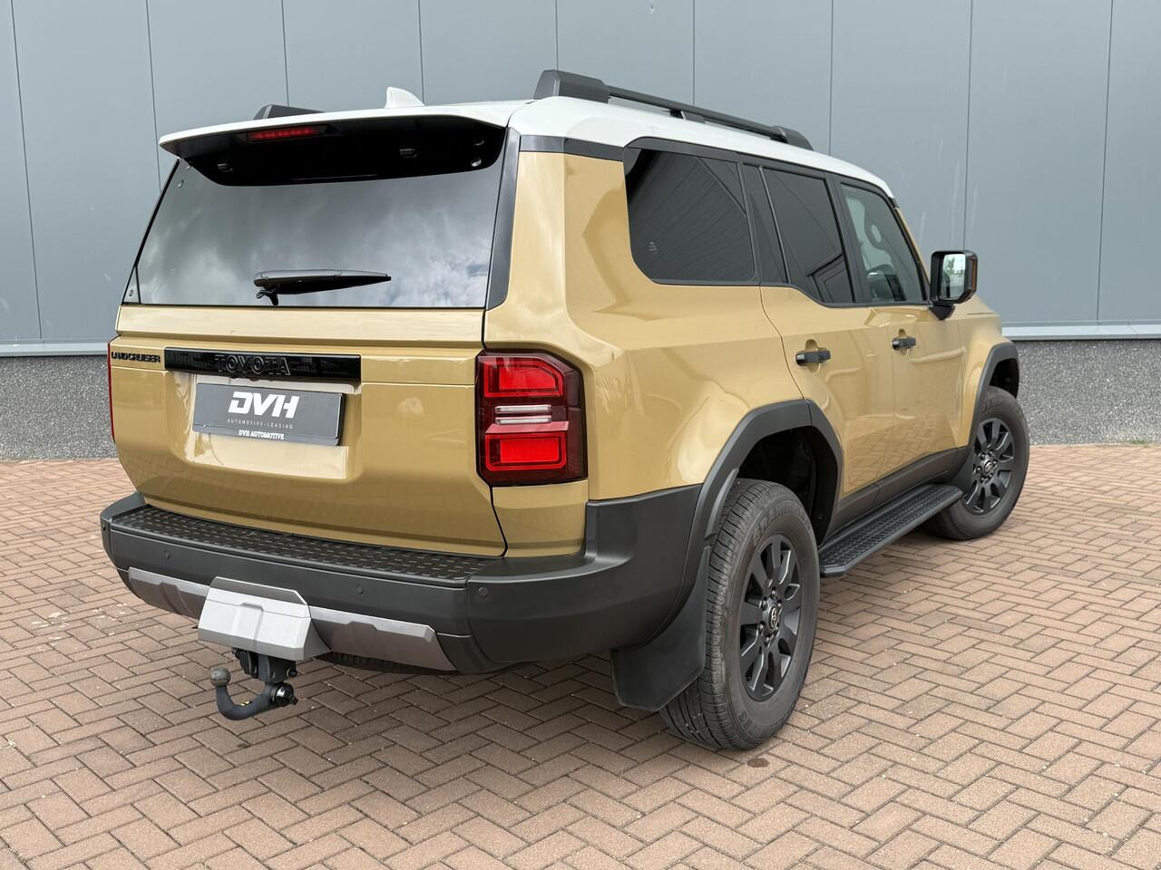 Toyota LAND CRUISER 2.8 D-4D Nieuw model First Edition PANO | JBL | LEDER | Trekhaak