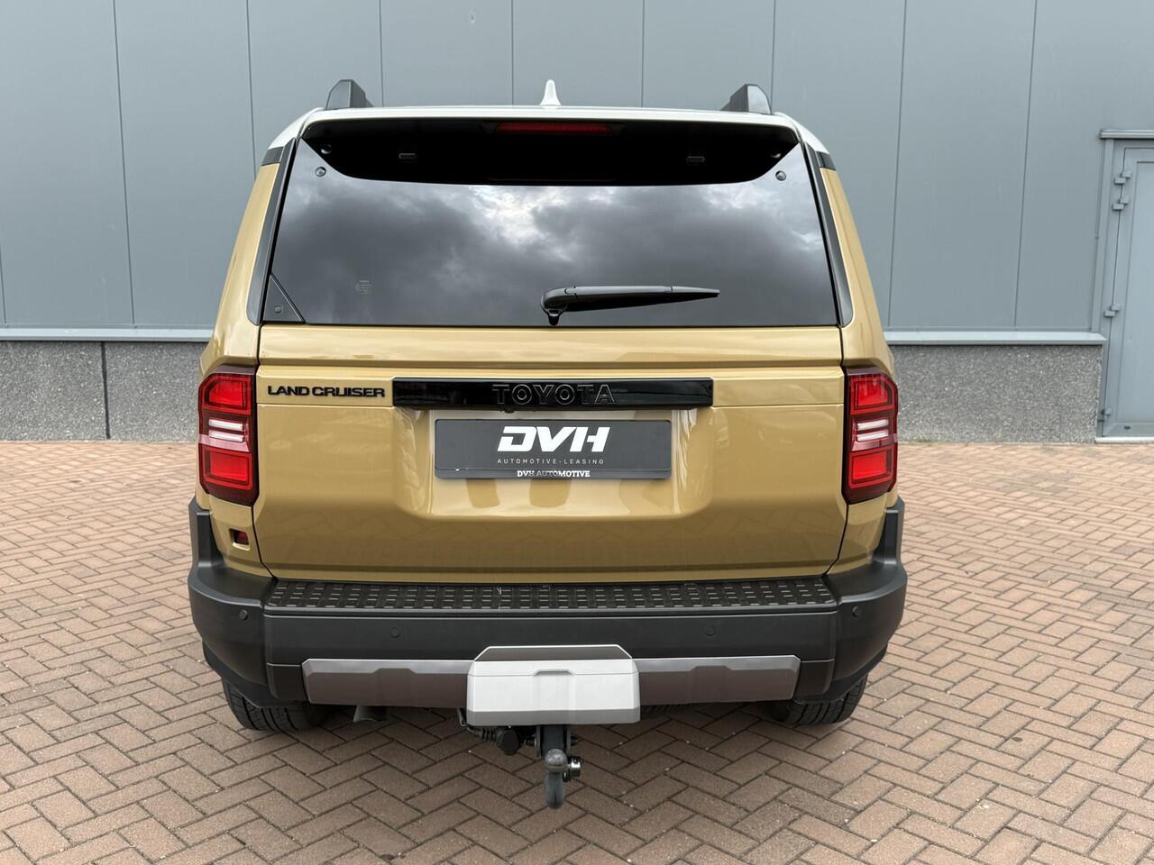 Toyota LAND CRUISER 2.8 D-4D Nieuw model First Edition PANO | JBL | LEDER | Trekhaak