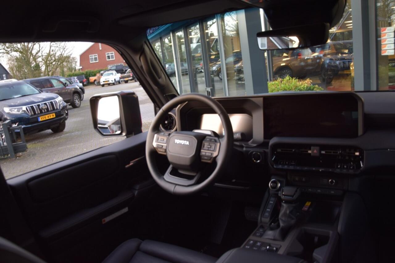 Toyota LAND CRUISER 2.8 D-4D 5DRS PROFESSIONAL A/T VAN BPM VRIJ