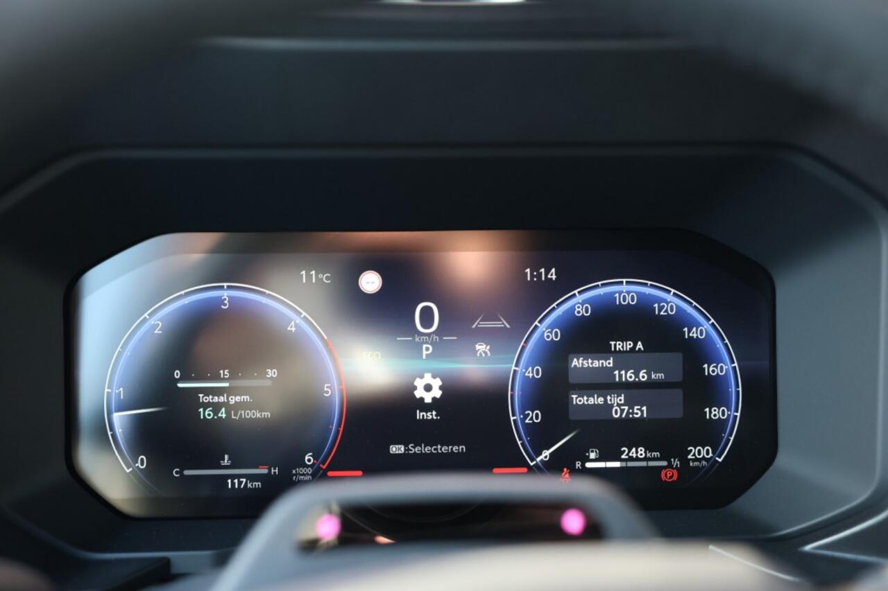 Toyota LAND CRUISER 2.8 D-4D 5DRS ELEGANCE A/T VAN B-STYL BPM VRIJ