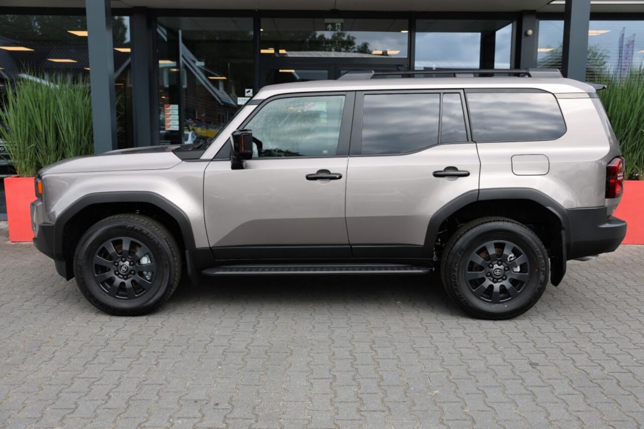 Toyota LAND CRUISER 2.8 D-4D 5DRS ELEGANCE A/T VAN BPM VRIJ