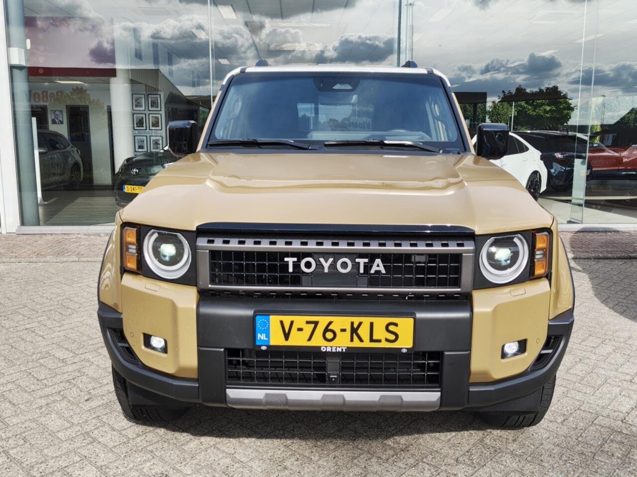 Toyota LAND CRUISER 2.8 D-4D First Edition | Trekhaak | 360 Camera | Head Up Display