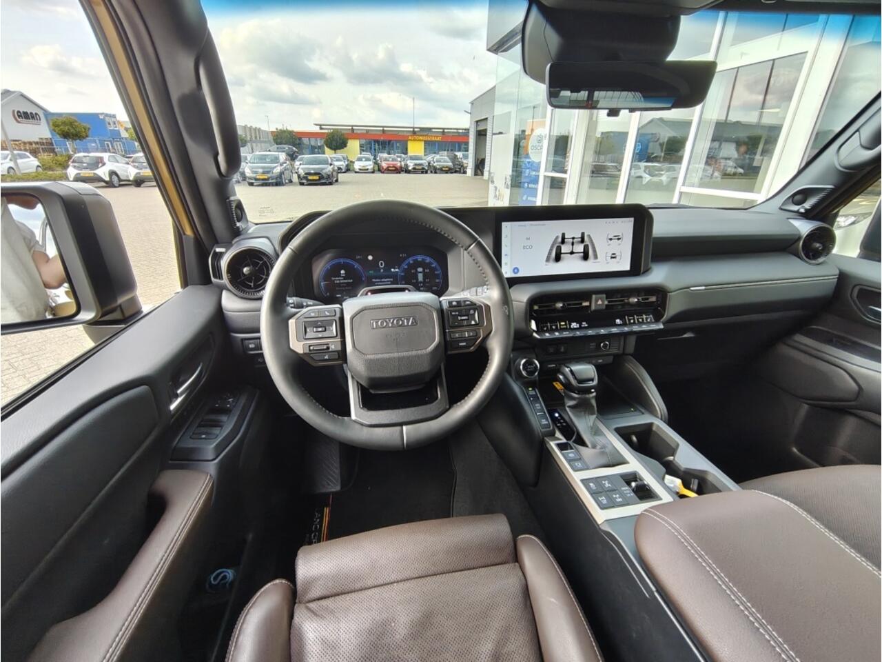 Toyota LAND CRUISER 2.8 D-4D First Edition | Trekhaak | 360 Camera | Head Up Display