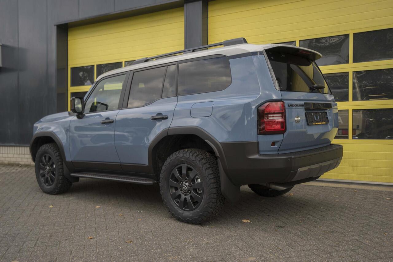 Toyota LAND CRUISER 2.8 D-4D First Edition Panoramdak Toyota Land Cruiser 2.8 D-4D First Edition